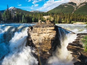 Icefields Parkway: 10 Self-Drive Tips on Canada’s National Treasure ...